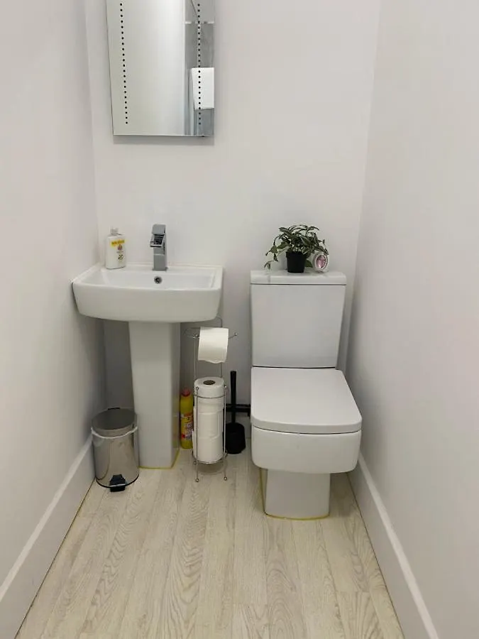 2D Spv Double En-Suite Room ويكفيلد شقة